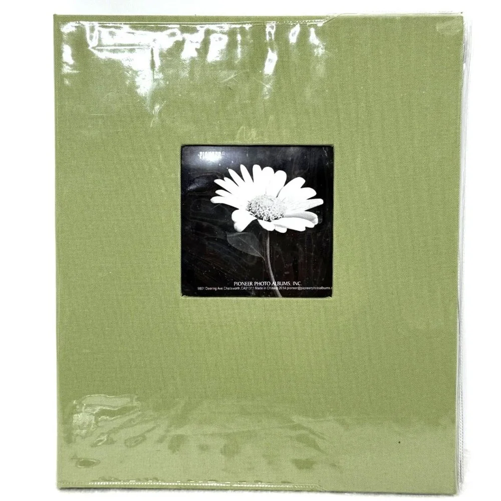 Pioneer E-Z Load Scrapbook Album 12x10 Photo Book 20 Top Load Green + Refills
